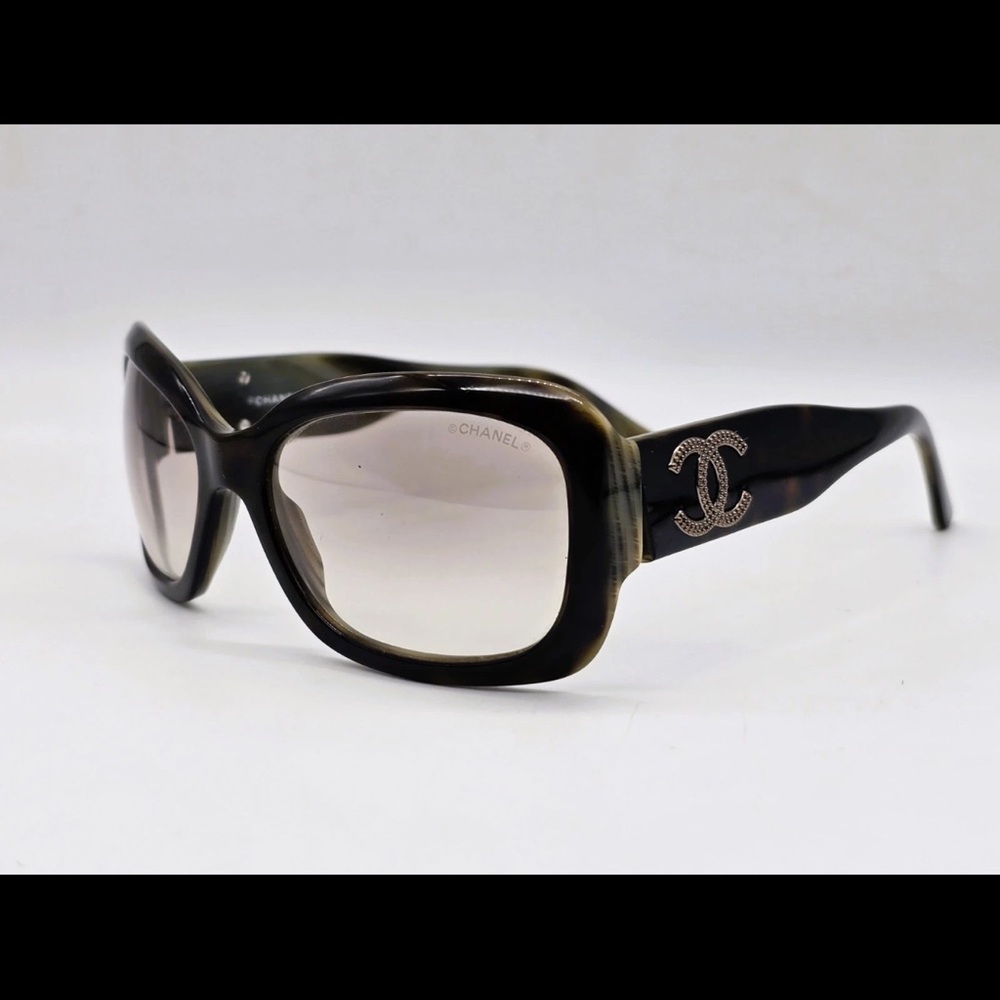 Chanel 5102 653/11 Brown Tortoise Sunglasses